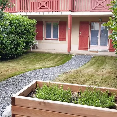 Daire T3 Plain Pied Jardin Privatif Saligos